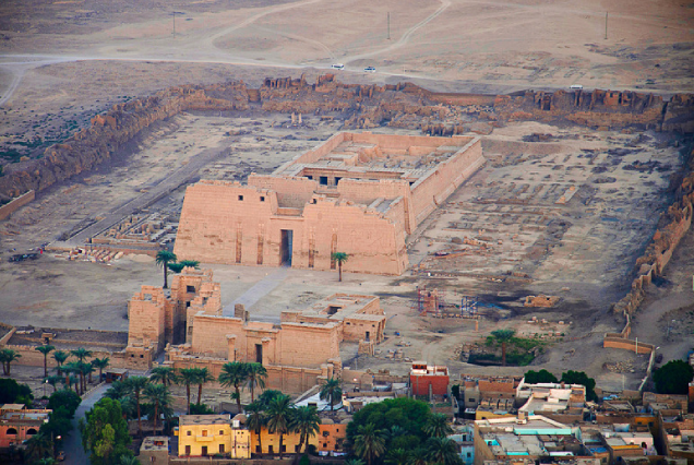 Luxor Excursions Visit Habu temple Valley Of Workers & Queens